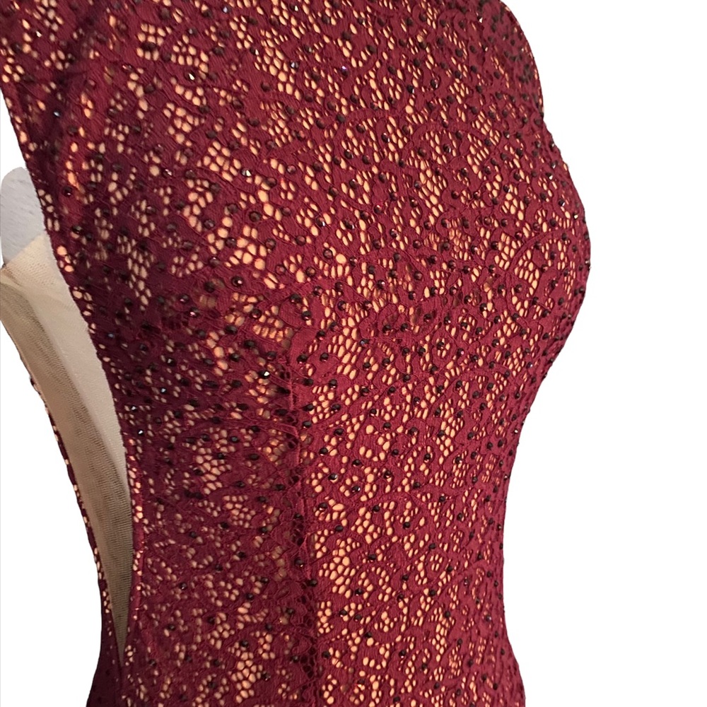 Jovani Burgundy lace dress sz- 8 - Picture 2 of 6